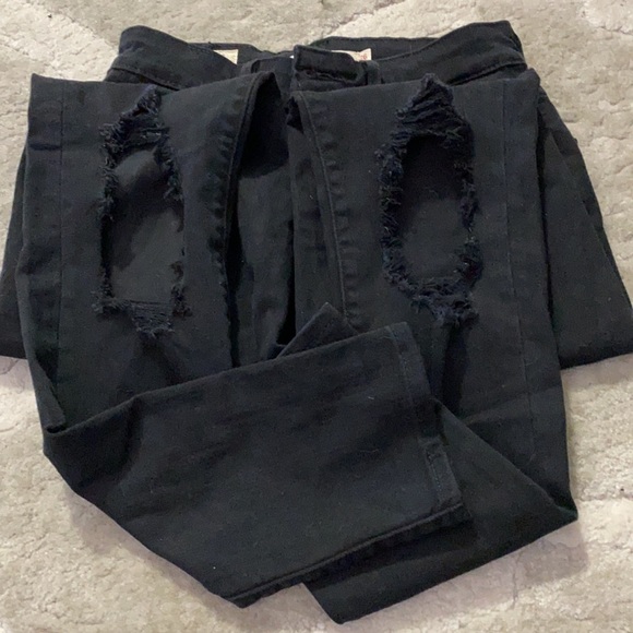 Women’s Jeans - Picture 2 of 4